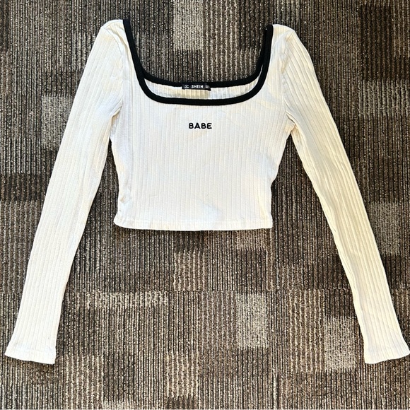 BABE white long sleeve be crop top - Picture 2 of 2